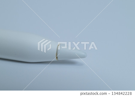 Worn stylus tip and wide margins Worn stylus tip and wide margins 134842228