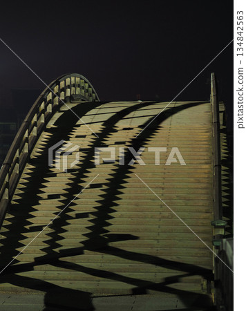 Lighted up bridge 134842563