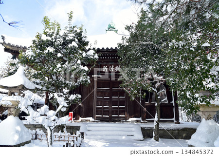 Snow-covered Seiryoji Temple Snow-covered Seiryoji Temple 134845372