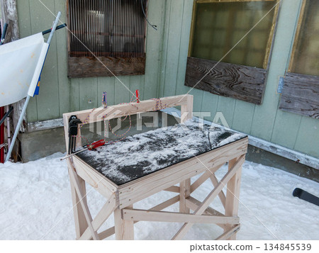 Ski resort adjustment stand Ski resort adjustment stand 134845539