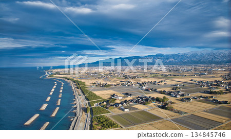 A winter view of the Kurobe River alluvial fan from the coastline of the Sea of Japan 134845746