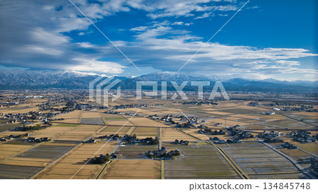 A winter view of the Kurobe River alluvial fan from the coastline of the Sea of Japan 134845748