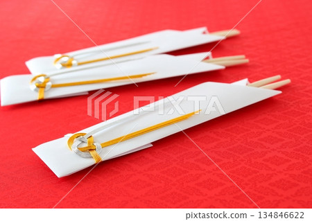 慶典筷子（圓筷、筷盒、水引筷、金銀筷、淡路結）[紅色背景，簡約款] 134846622