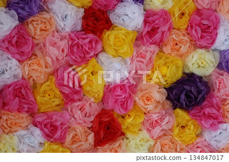 彩色花紙 134847017