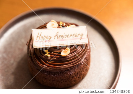 Luxury hotel anniversary cake Luxury hotel anniversary cake 134848808