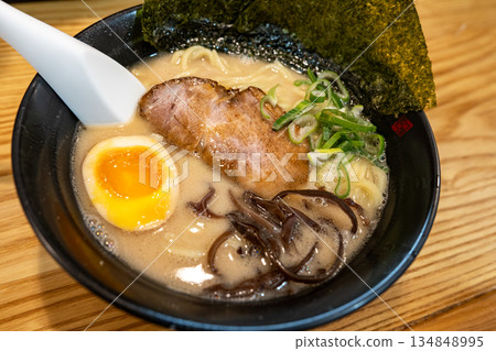 Iekei ramen pork bone soy sauce 134848995