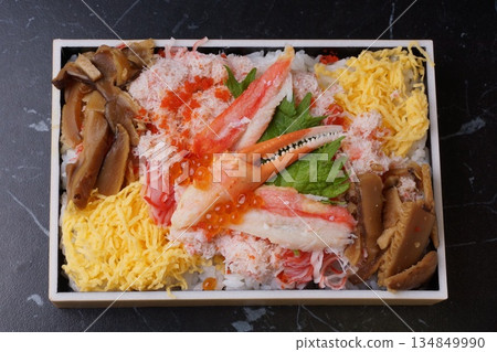 Snow crab and seafood chirashi bento Snow crab and seafood chirashi bento 134849990