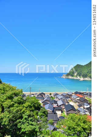 Hyogo Prefecture, view of the Sea of Japan near JR San'in Main Line Yobe Station Hyogo Prefecture, view of the Sea of Japan near JR San'in Main Line Yobe Station 134851682
