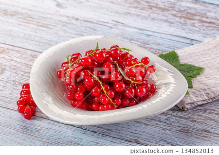 Raw ripe sweet juicy red currant 134852013