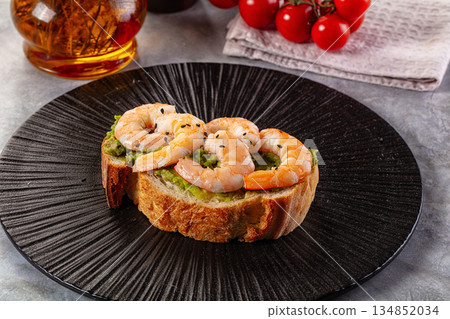 Sandwich with prawn and avocado Sandwich with prawn and avocado 134852034