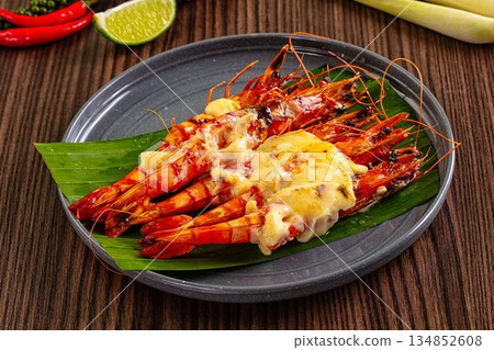 Baked tiger prawns with cheese Baked tiger prawns with cheese 134852608