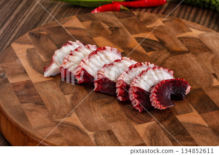 Japanese cuisine sashimi with octopus 134852611