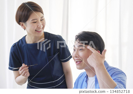男性，20多歲，眉毛沙龍 134852718