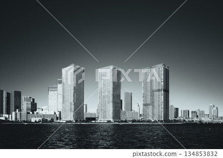 Winter blue sky and Harumi seen from Toyosu, Harumi Canal, Toyosu, Koto Ward, Tokyo 134853832