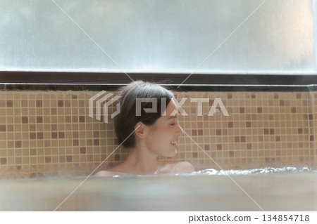 天溫泉 溫泉 女生 134854718