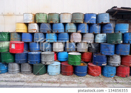 彩色鼓 彩色鼓 134856355