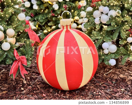 decorative Christmas ball toy in red color 134856899