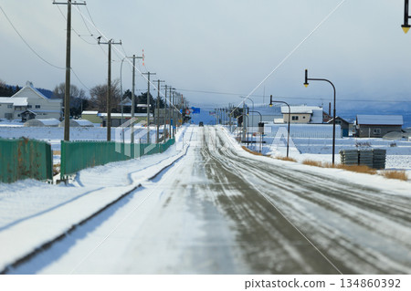 冬季道路 冬季道路 134860392