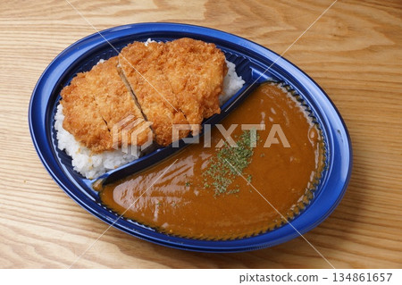 豬排咖哩便當 134861657