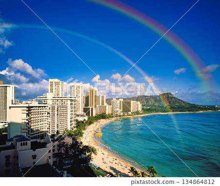Beautiful view of Waikiki Beach on Oahu 134864812