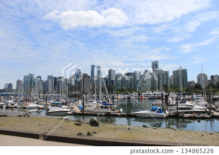 Recommended tourist spots in Vancouver, North America's leading multicultural city, including Stanley Park and poutine potatoes Recommended tourist spots in Vancouver, North America's leading multicultural city, including Stanley Park and poutine potatoes 134865226