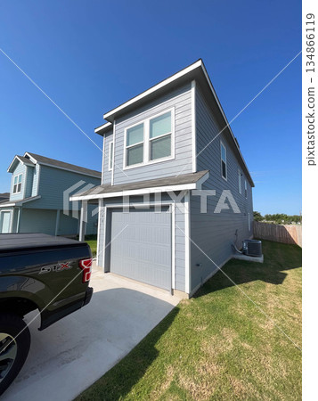 American-style wood and brick house, Texas, U.S.A. 134866119