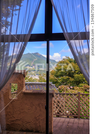Morning view of Yufuin from the window 134867509