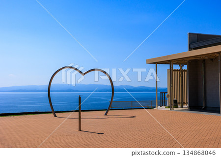 從大村灣服務區看到的藍色心形圖案 134868046