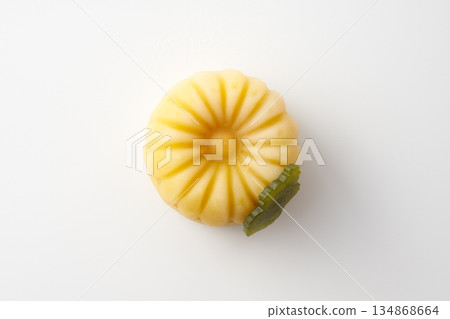 Image of Japanese sweets (nerikiri) 134868664