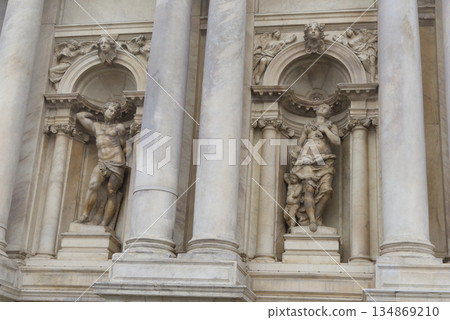 威尼斯教堂,內有雕塑 威尼斯教堂,內有雕塑 134869210