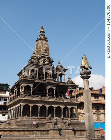 尼泊爾帕坦杜巴廣場的克里希納神廟 134870800