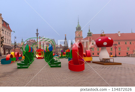 Christmas Decorations and Sigismund Column in Warsaw Poland Christmas Decorations and Sigismund Column in Warsaw Poland 134872026
