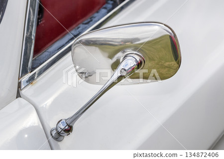Rearview mirror old outer rear view mirror 134872406