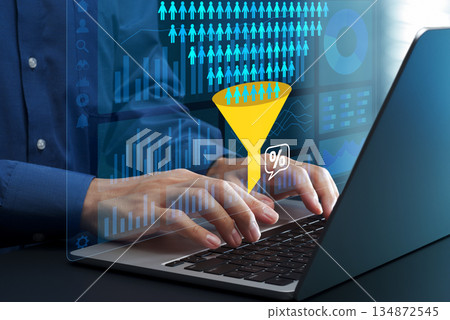 轉換率監控和數據分析。行銷活動績效分析。客戶 134872545