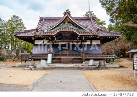 View of the worship hall at Ryusenji Temple (Okayama City) View of the worship hall at Ryusenji Temple (Okayama City) 134874738