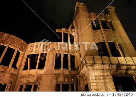 [World Heritage] Hiroshima Atomic Bomb Dome at night (photographed in December 2025) 134875240
