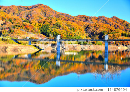 八馬橋/八馬湖吾妻湖景（群馬縣長野原町）[2025 年 11 月] 134876494