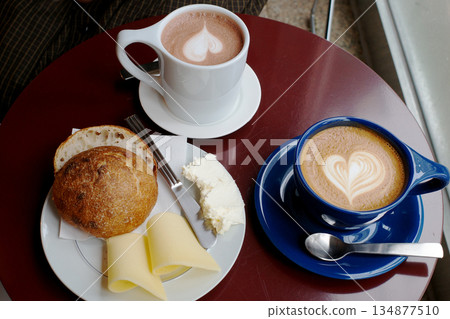korea cafe bread cheese coffee with cake coffee latte art 134877510