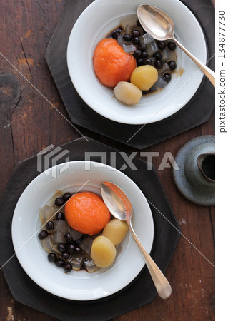 honey bean dessert 134877730
