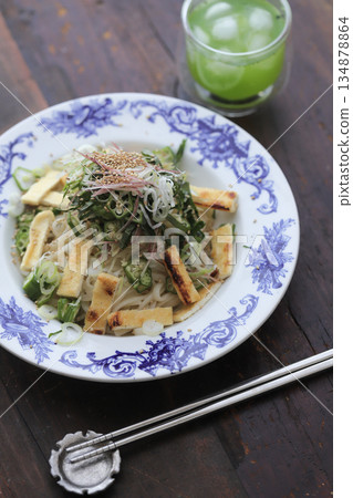 蔥秋葵蕎麥麵 134878864