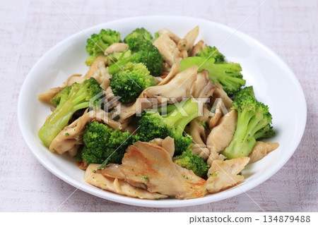 Broccoli and Maitake Mushroom Stir-fry Broccoli and Maitake Mushroom Stir-fry 134879488