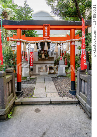 日本橋日枝神社（永田町日枝神社的輔社） 日本橋輔社、輔社、名德稻荷大神（名德稻荷神社） 134880531