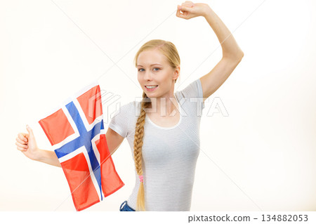 Young woman with norwegian flag 134882053