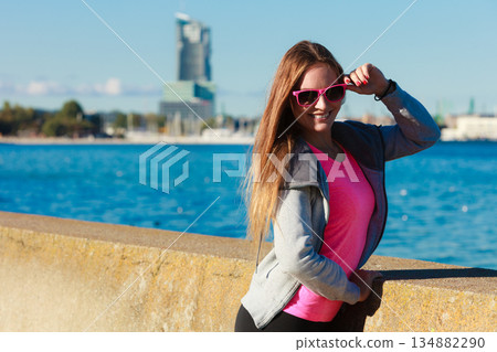 Portrait of beauty woman outside 134882290