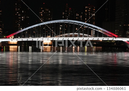 築地大橋,背景是勝須大橋(從竹芝客運碼頭拍攝) 築地大橋,背景是勝須大橋(從竹芝客運碼頭拍攝) 134886061