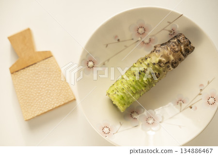 Grated wasabi and shark skin 134886467