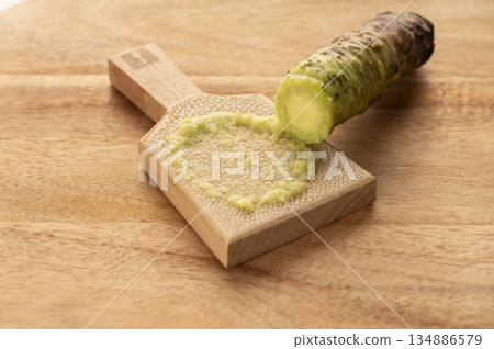 Grated wasabi and shark skin 134886579