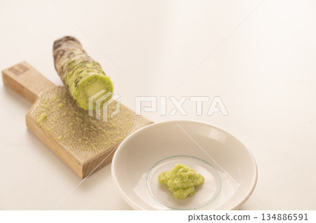 Grated wasabi and shark skin 134886591