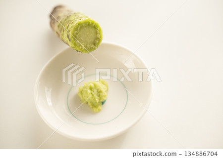 Grated wasabi 134886704