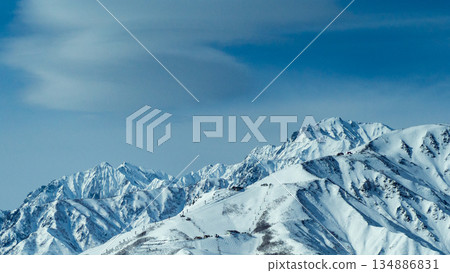 長野縣白馬村北阿爾卑斯山的雪山 134886831